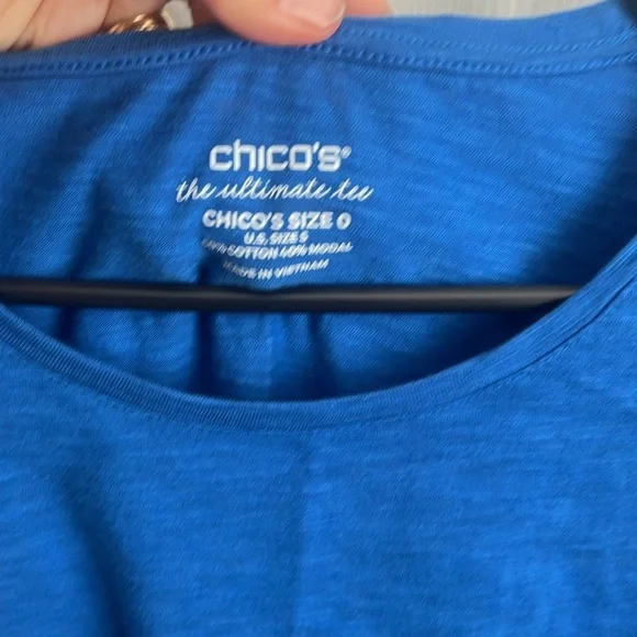 Chico's Ultimate Tee Blue Long Sleeve Top with Roll Tab Sleeves Size‎ 0 Small - Picture 2 of 6
